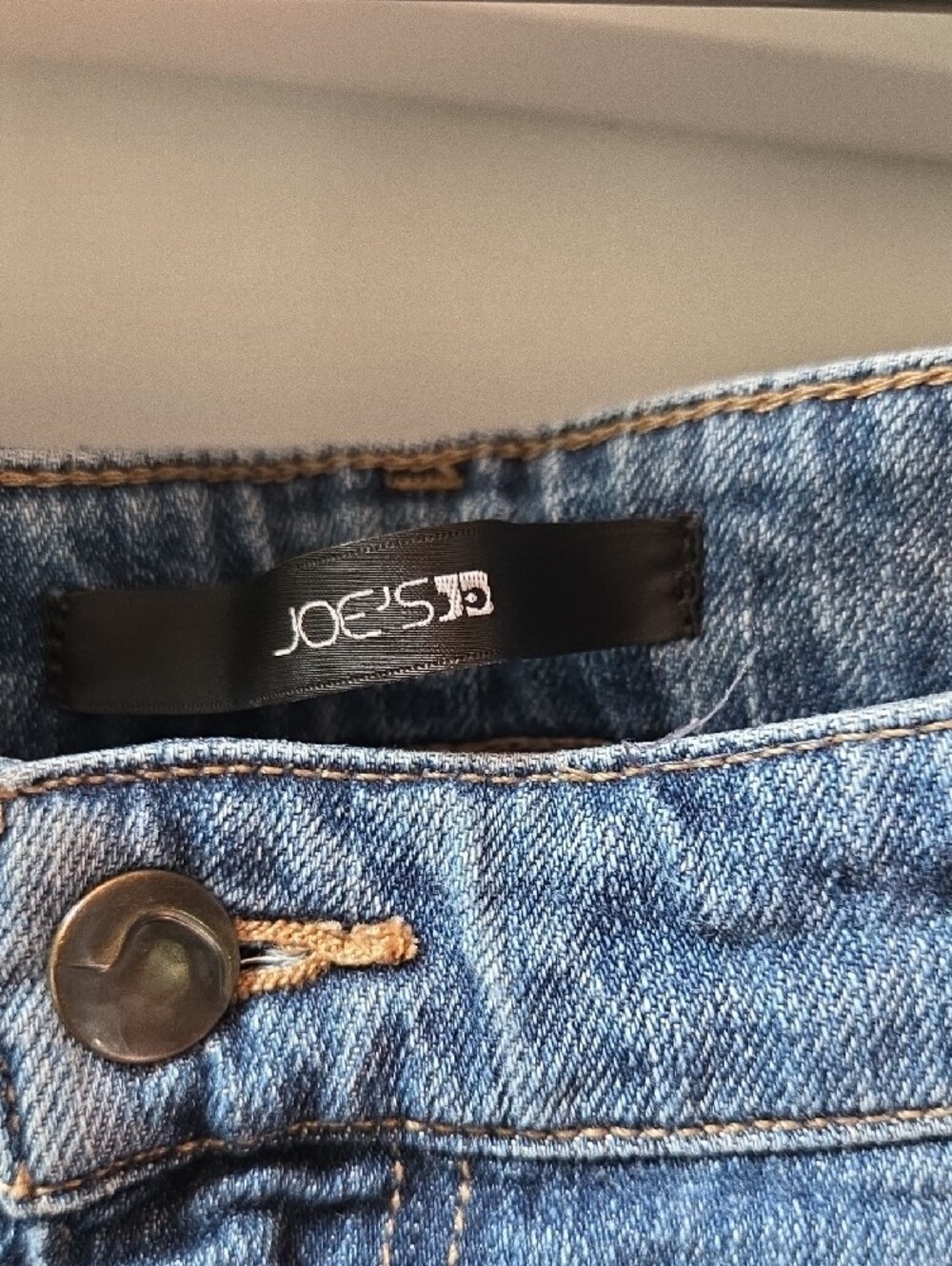 Joe's Jeans Light Blue Cropped Ankle Denim - Picture 2 of 5